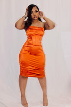 Load image into Gallery viewer, Sunkist Midi Dress