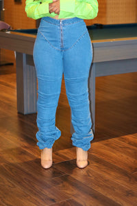 Catch My Vibe Ruched Jeans