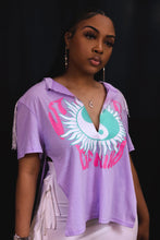 Load image into Gallery viewer, Short Sleeve V- Neck Graphic Fringe Top